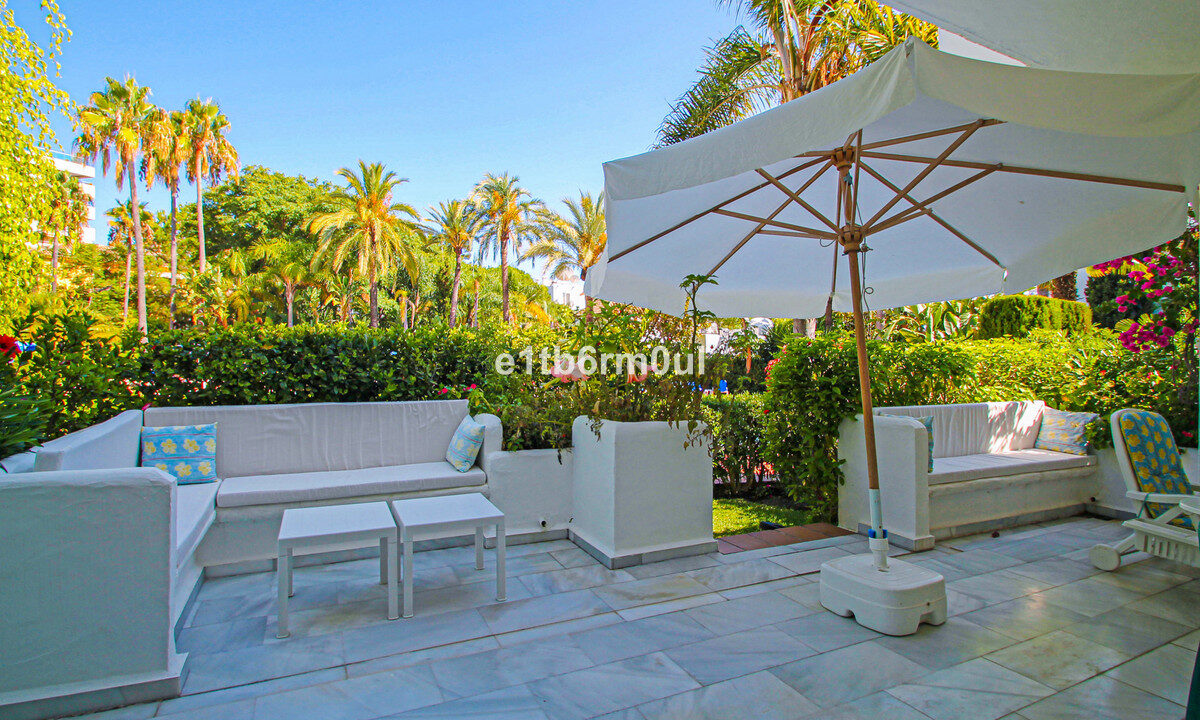 Ground Floor Apartment for sale in Málaga The Golden Mile Costa del Sol Spain - Jacques Olivier Marbella