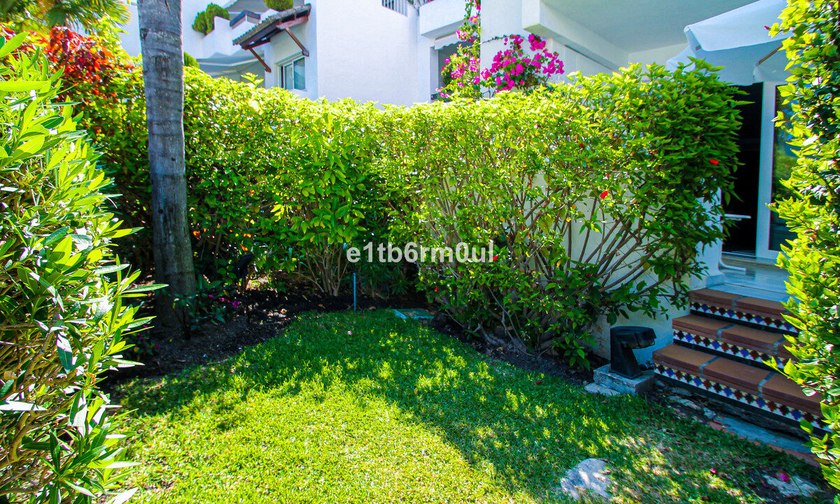 Ground Floor Apartment for sale in Málaga The Golden Mile Costa del Sol Spain - Jacques Olivier Marbella