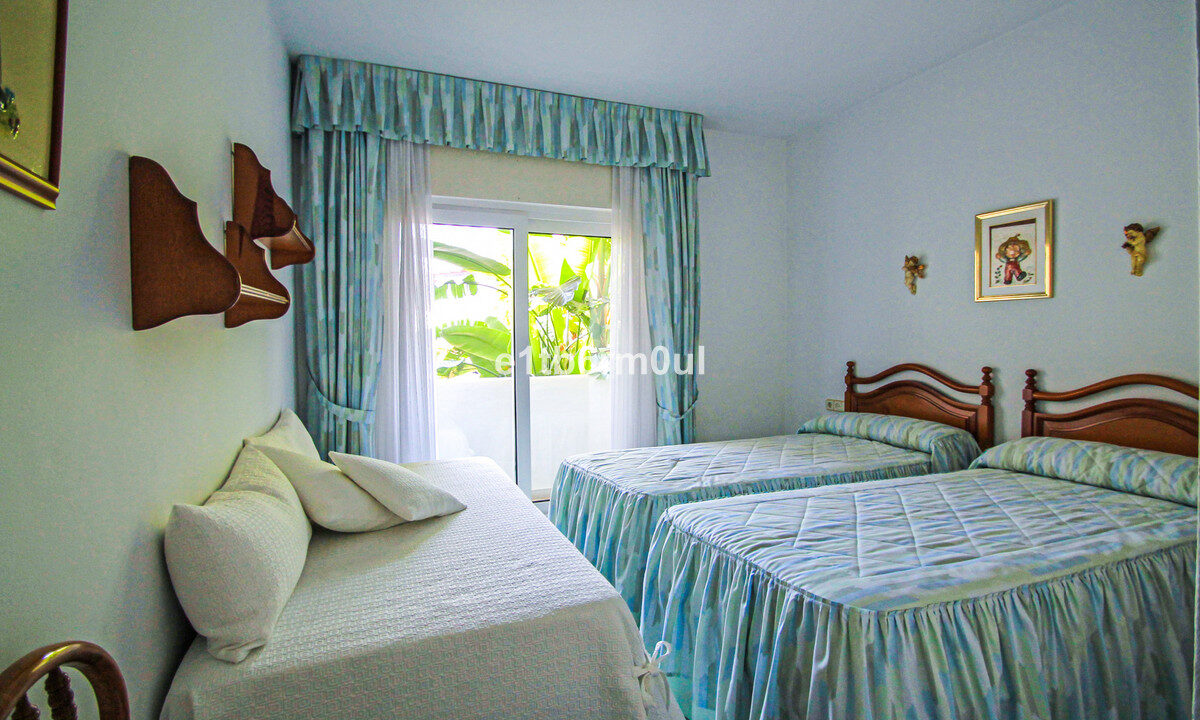 Ground Floor Apartment for sale in Málaga The Golden Mile Costa del Sol Spain - Jacques Olivier Marbella