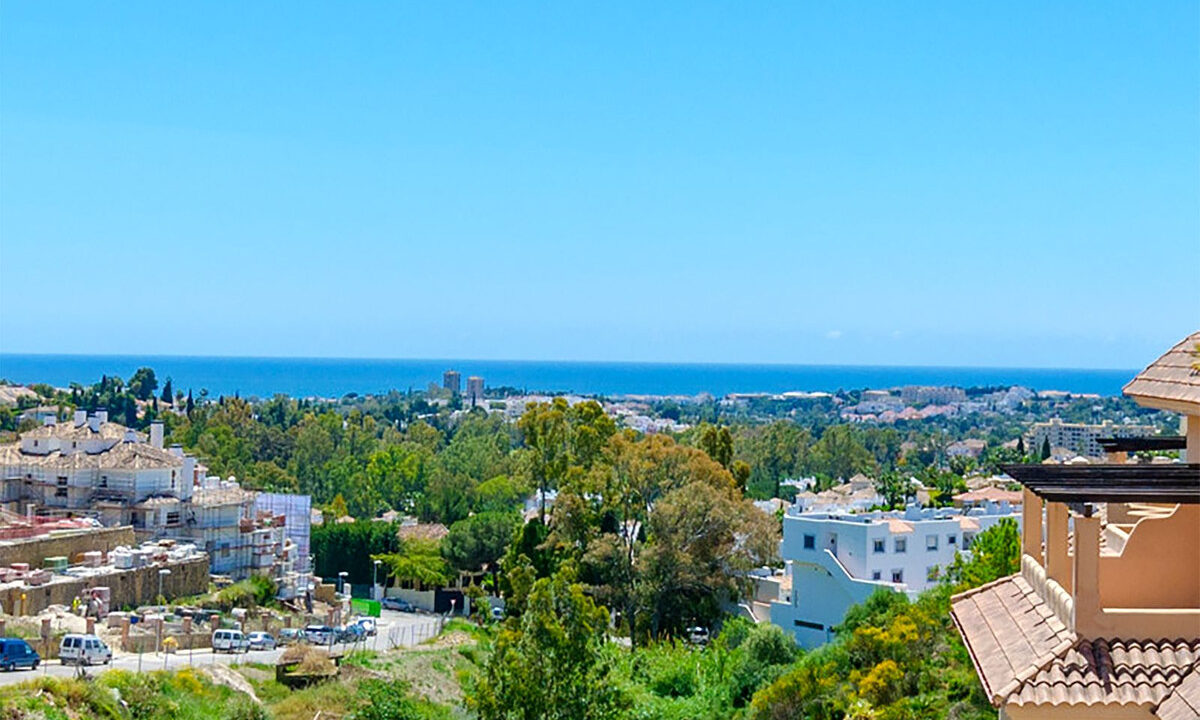 Middle Floor Apartment for sale in Málaga Nueva Andalucía Costa del Sol Spain - Jacques Olivier Marbella