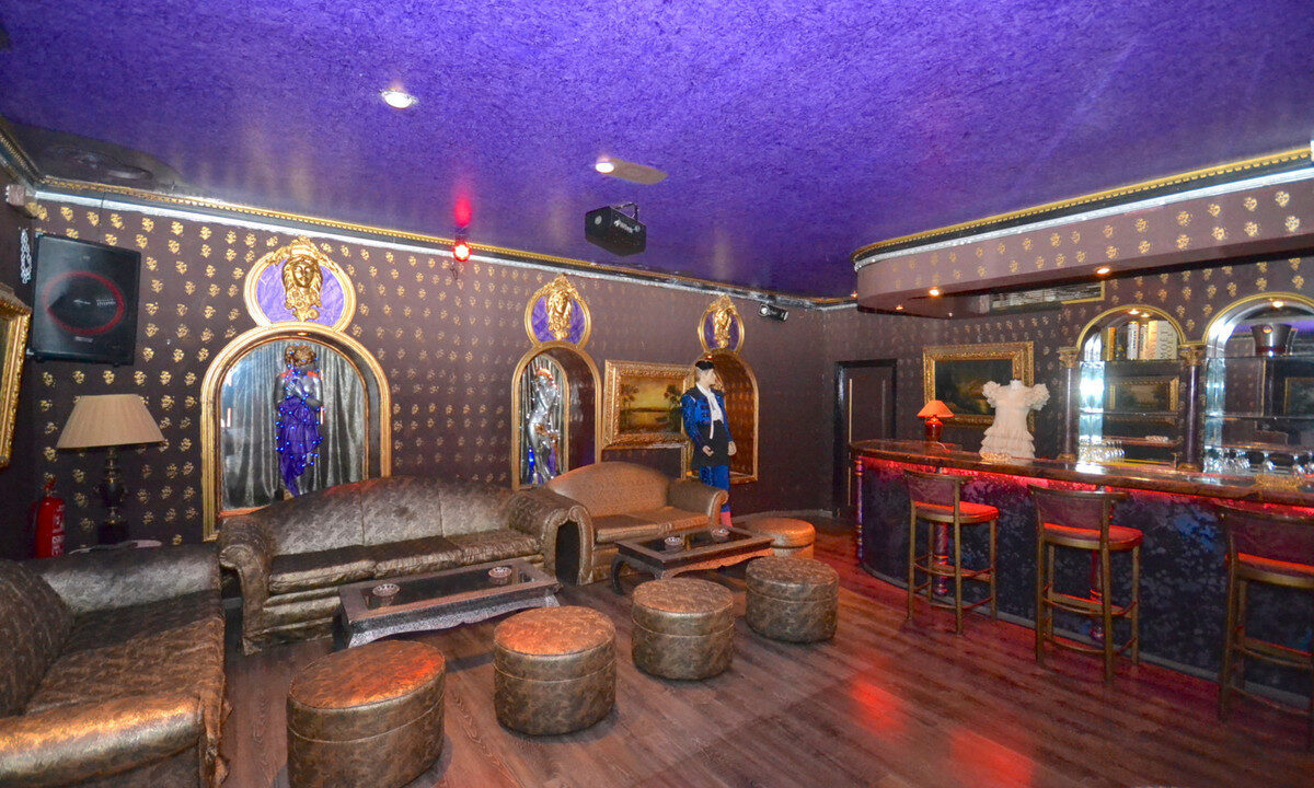 Detached Villa for sale in Málaga El Paraiso Costa del Sol Spain - Jacques Olivier Marbella