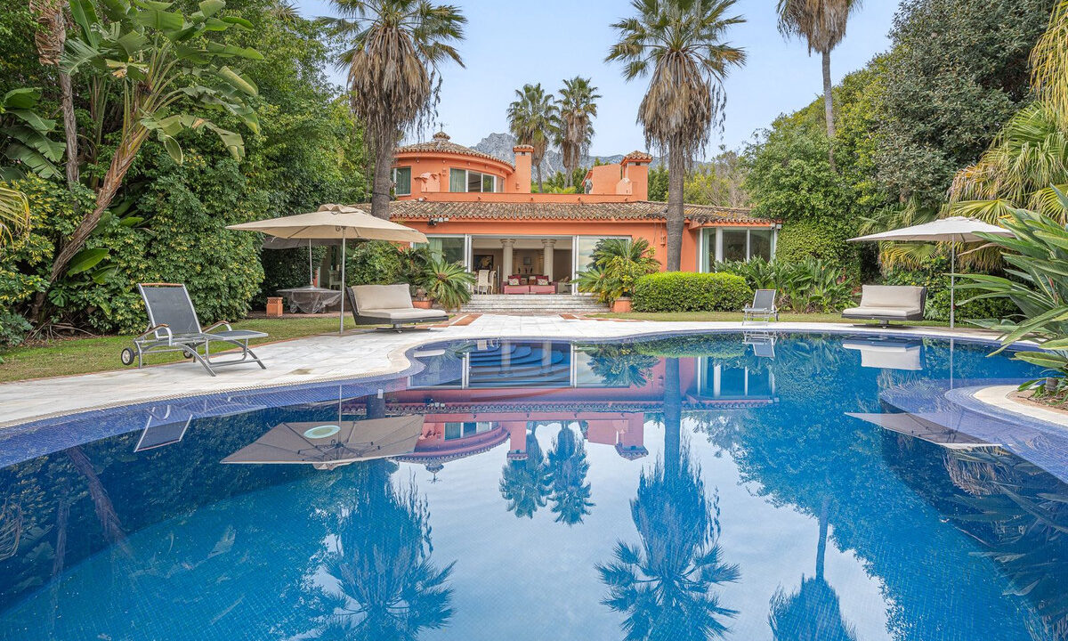 Detached Villa for sale in Málaga Nagüeles Costa del Sol Spain - Jacques Olivier Marbella