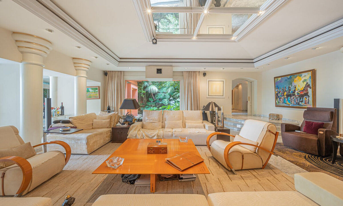 Detached Villa for sale in Málaga Nagüeles Costa del Sol Spain - Jacques Olivier Marbella