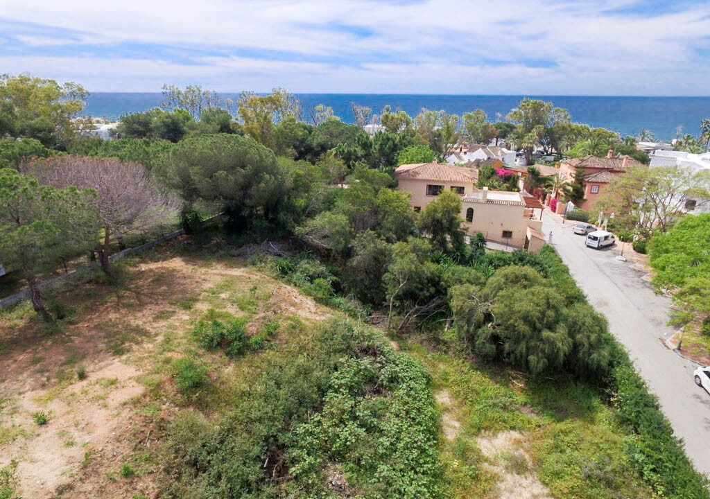 Residential Plot for sale in Málaga Marbella Costa del Sol Spain - Jacques Olivier Marbella
