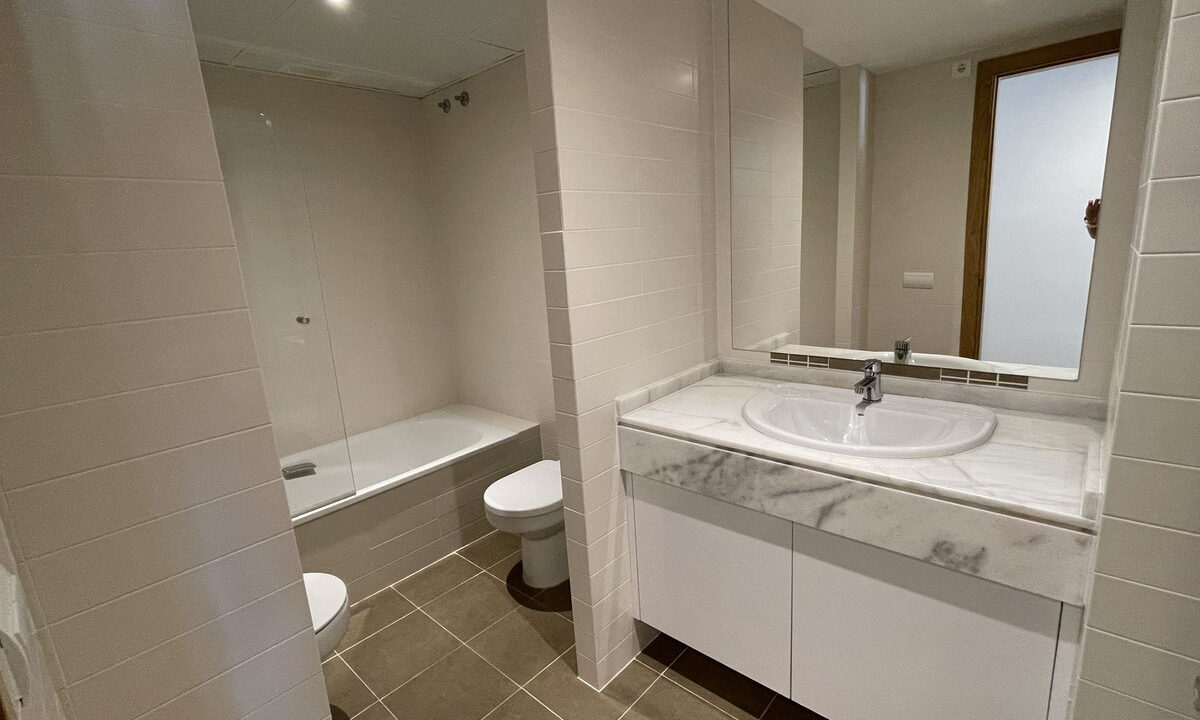 Middle Floor Apartment for sale in Málaga New Golden Mile Costa del Sol Spain - Jacques Olivier Marbella