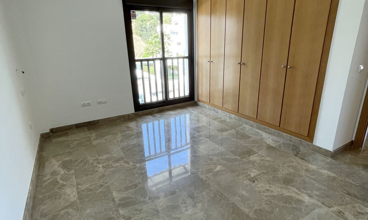 Middle Floor Apartment for sale in Málaga New Golden Mile Costa del Sol Spain - Jacques Olivier Marbella