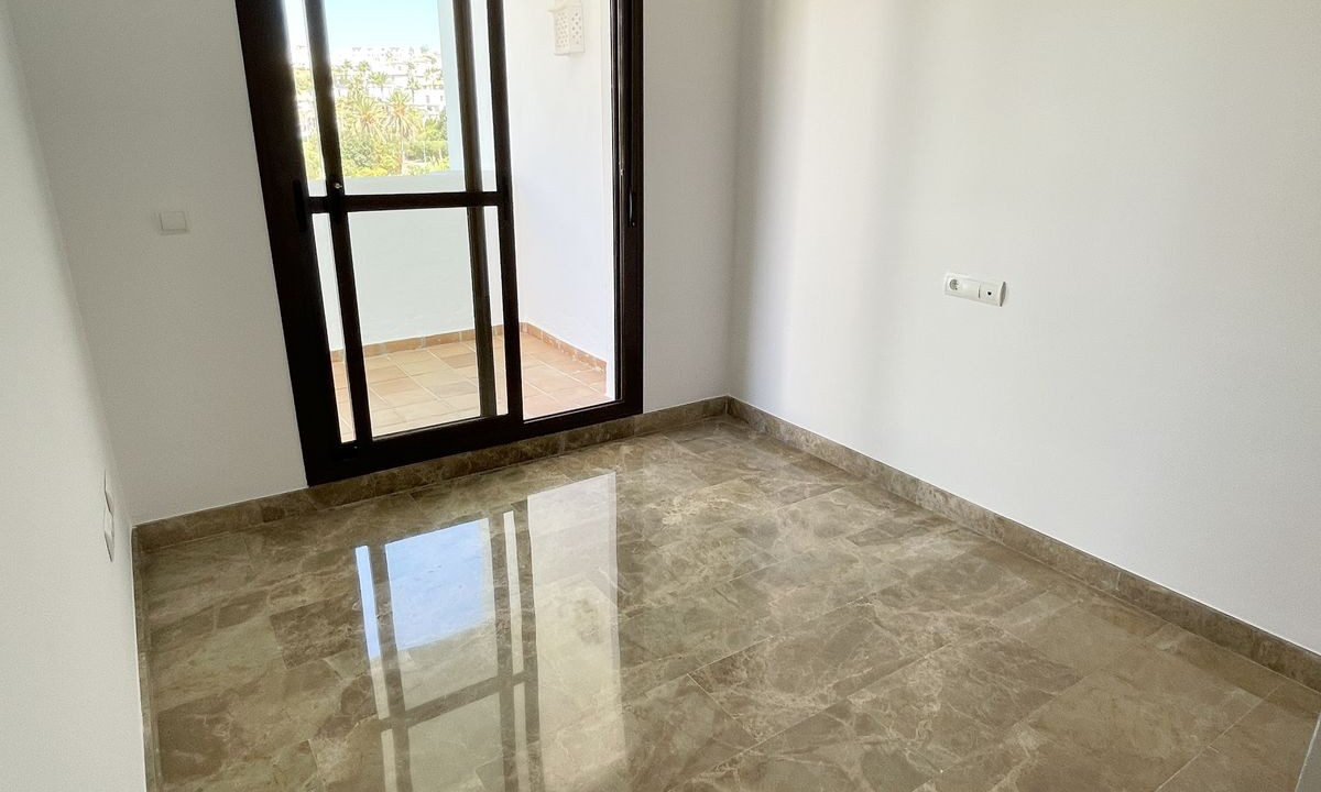 Middle Floor Apartment for sale in Málaga New Golden Mile Costa del Sol Spain - Jacques Olivier Marbella