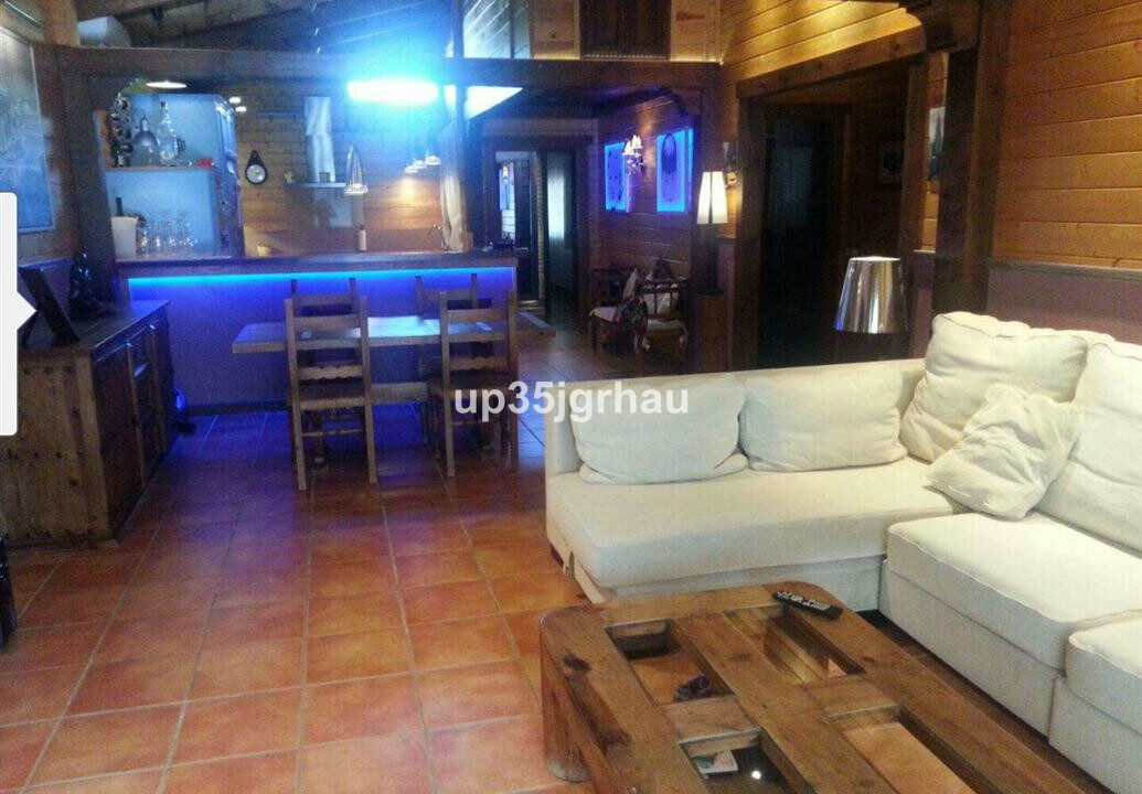 Ground Floor Apartment for sale in Málaga Estepona Costa del Sol Spain - Jacques Olivier Marbella