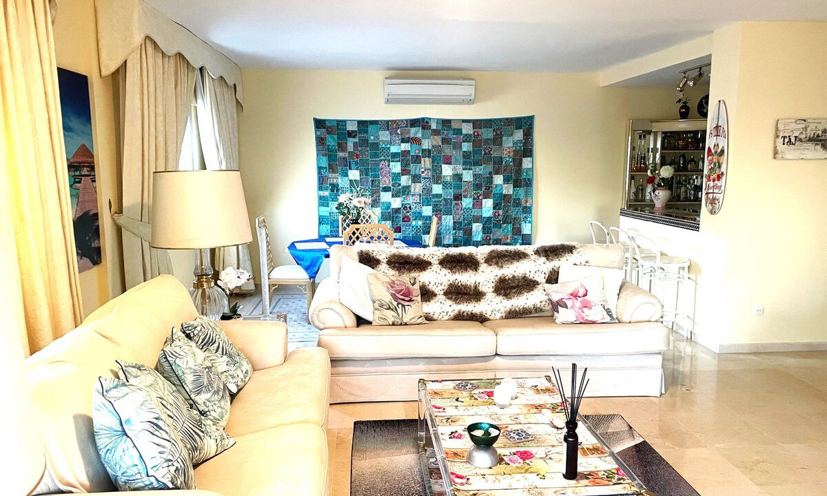 Penthouse for sale in Málaga Estepona Costa del Sol Spain - Jacques Olivier Marbella