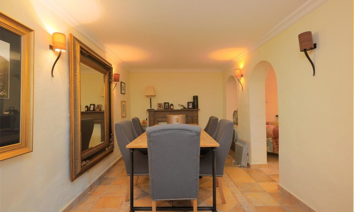 Townhouse for sale in Málaga Marbella Costa del Sol Spain - Jacques Olivier Marbella