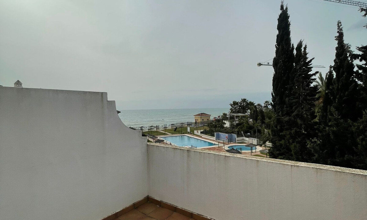 Townhouse for sale in Málaga Estepona Costa del Sol Spain - Jacques Olivier Marbella