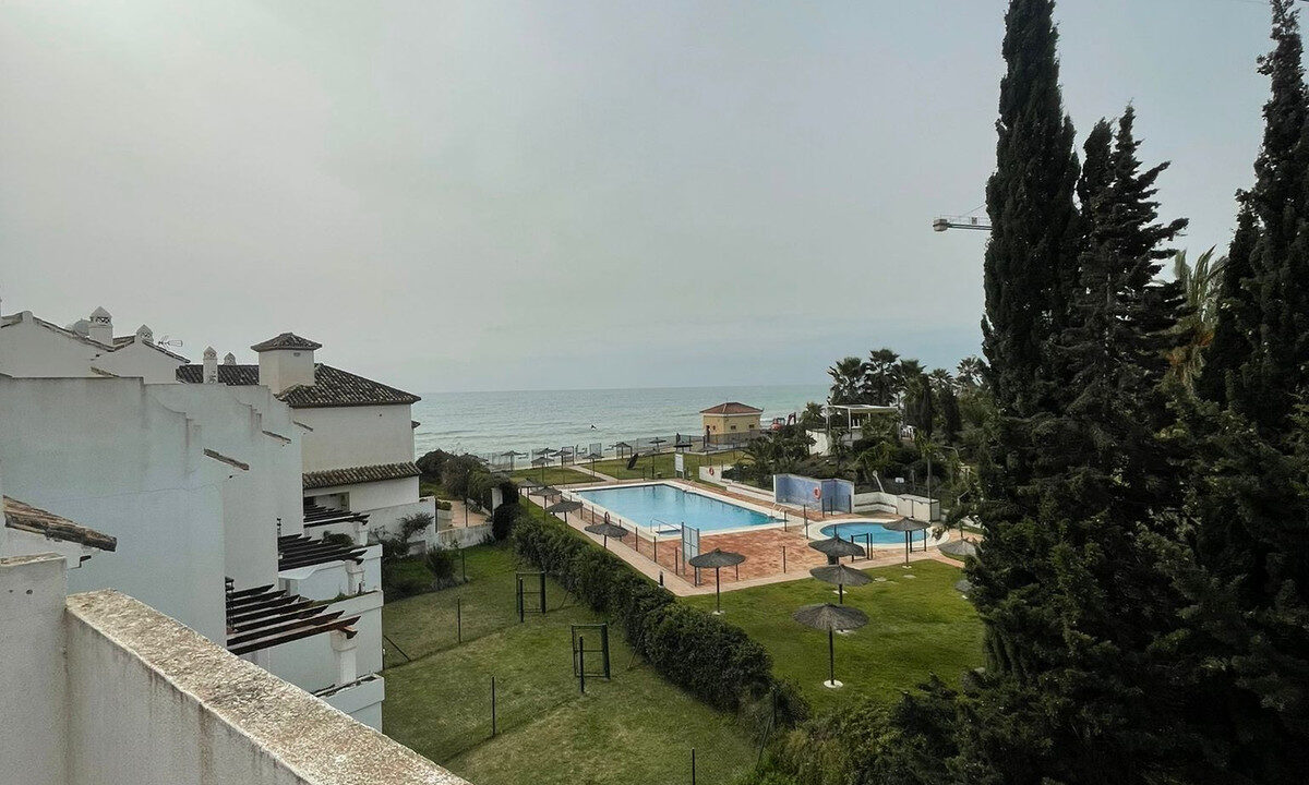 Townhouse for sale in Málaga Estepona Costa del Sol Spain - Jacques Olivier Marbella