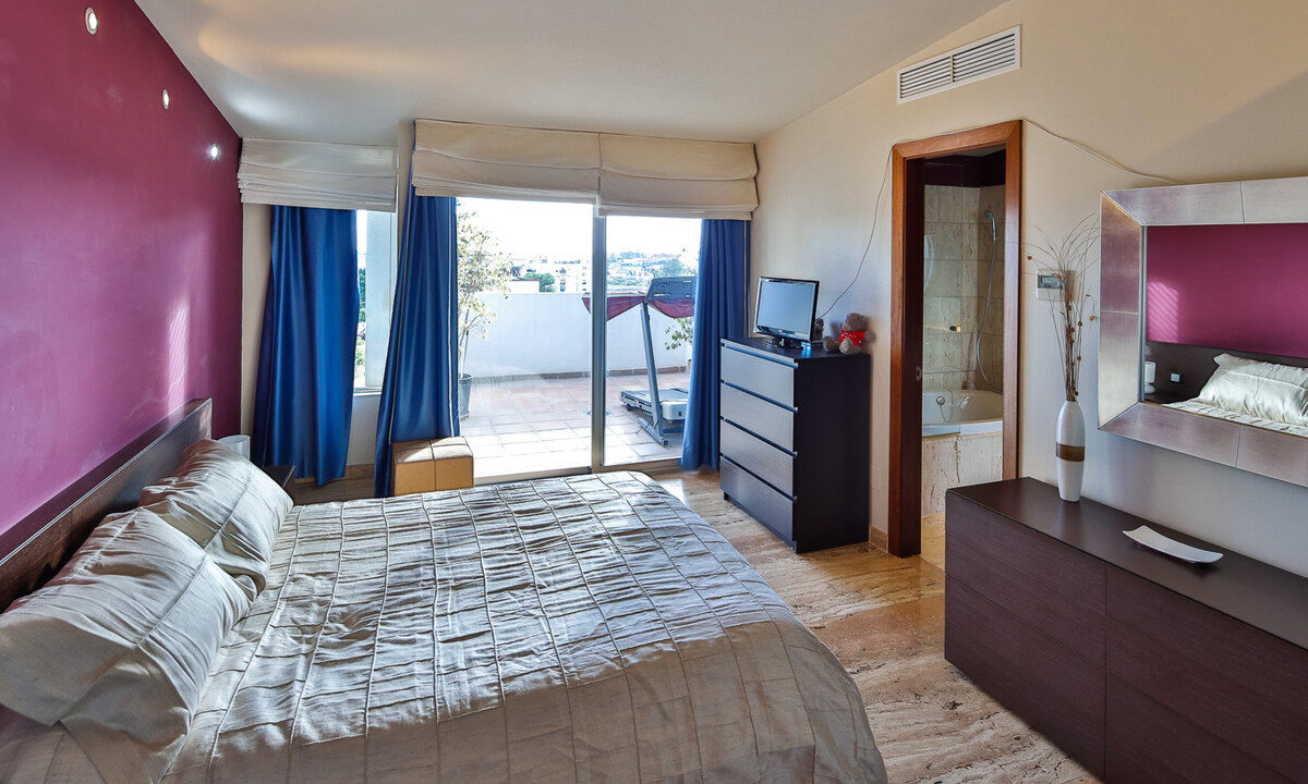 Restaurant for sale in Málaga Nueva Andalucía Costa del Sol Spain - Jacques Olivier Marbella