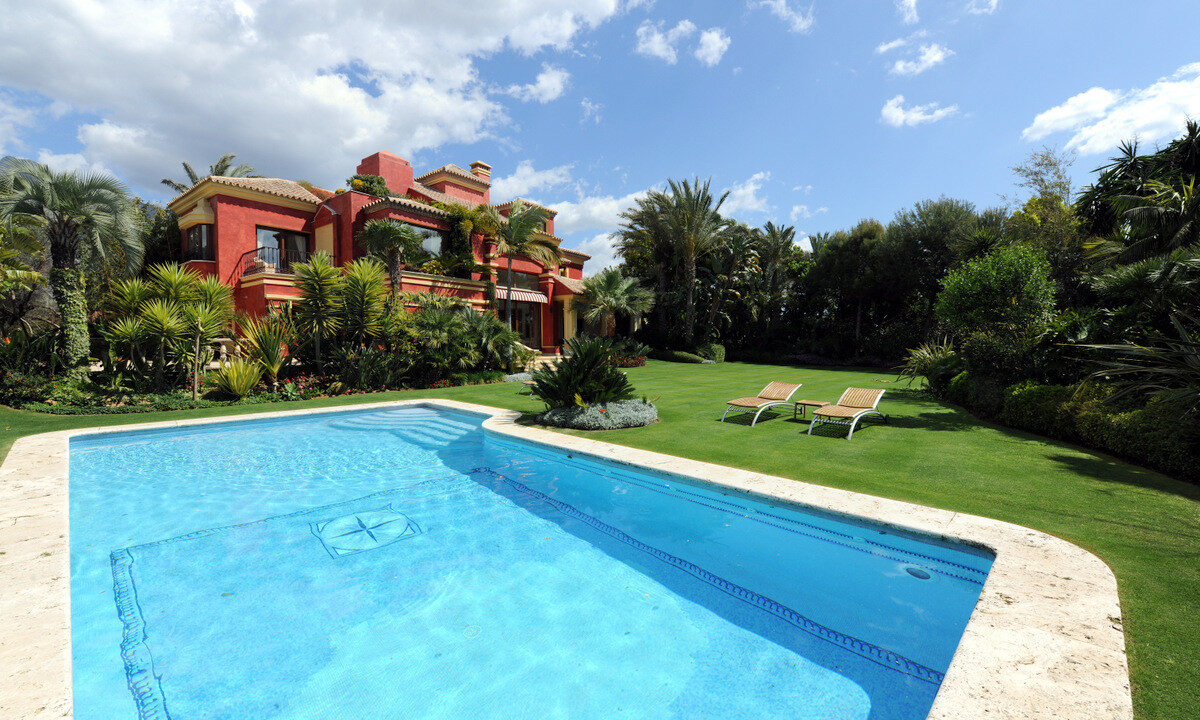 Detached Villa for sale in Málaga The Golden Mile Costa del Sol Spain - Jacques Olivier Marbella