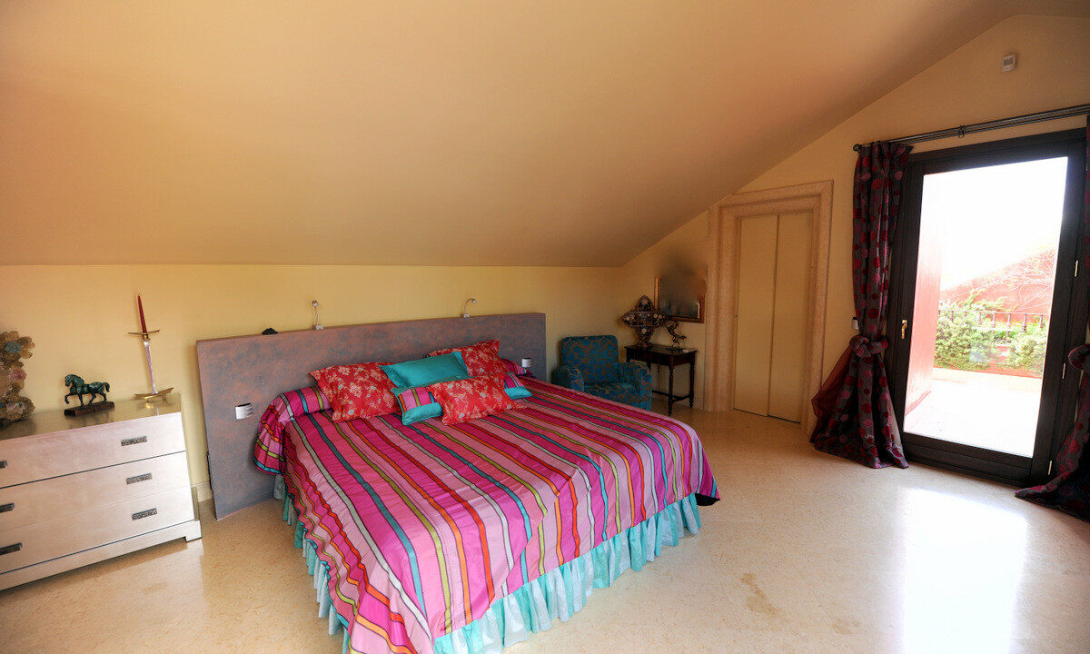 Detached Villa for sale in Málaga The Golden Mile Costa del Sol Spain - Jacques Olivier Marbella