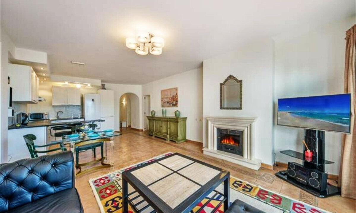 Middle Floor Apartment for sale in Málaga Puerto Banús Costa del Sol Spain - Jacques Olivier Marbella