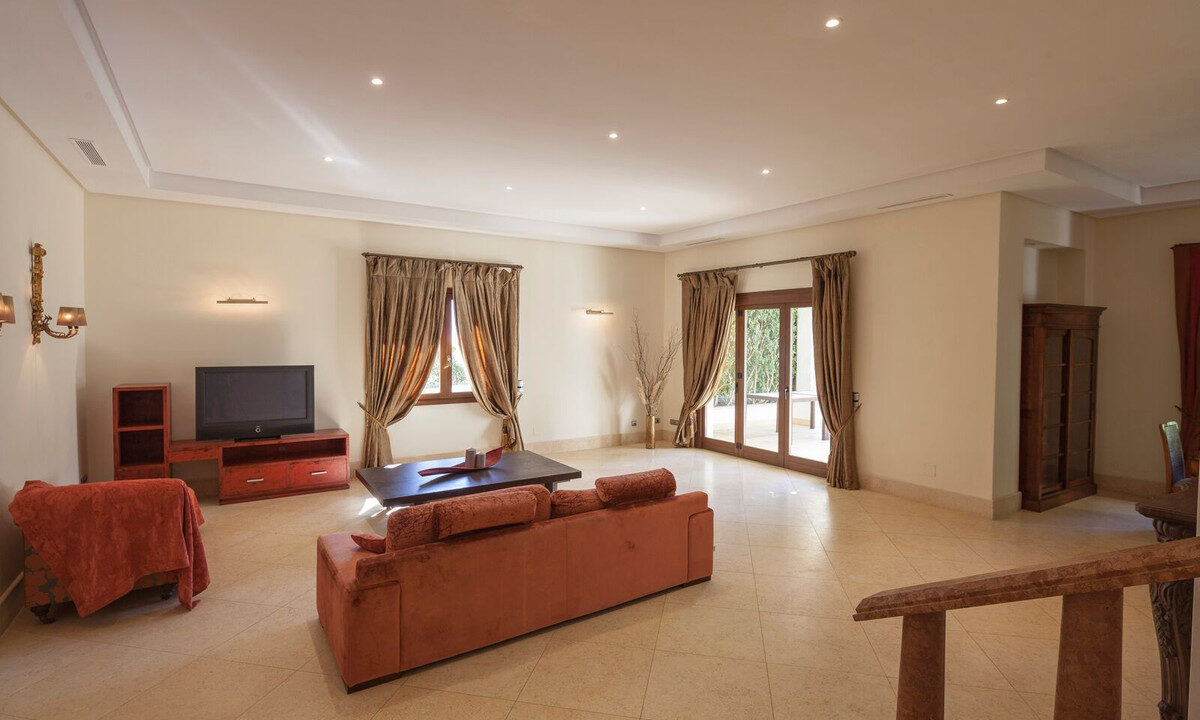 Detached Villa for sale in Málaga The Golden Mile Costa del Sol Spain - Jacques Olivier Marbella