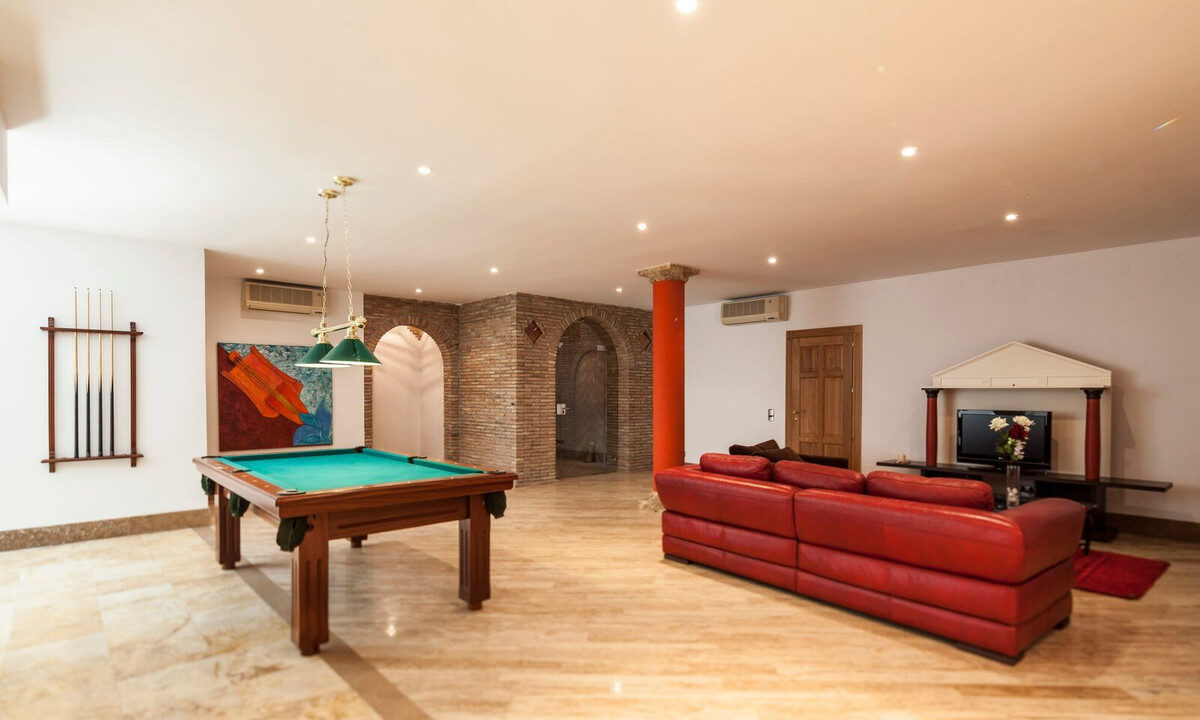 Detached Villa for sale in Málaga The Golden Mile Costa del Sol Spain - Jacques Olivier Marbella