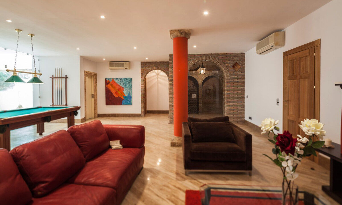 Detached Villa for sale in Málaga The Golden Mile Costa del Sol Spain - Jacques Olivier Marbella