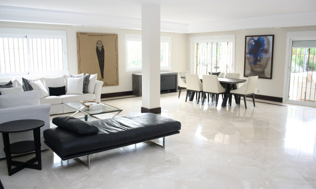 Detached Villa for sale in Málaga Puerto Banús Costa del Sol Spain - Jacques Olivier Marbella