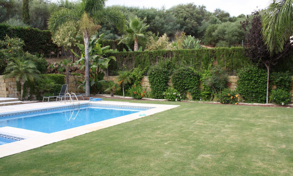 Detached Villa for sale in Málaga Puerto Banús Costa del Sol Spain - Jacques Olivier Marbella