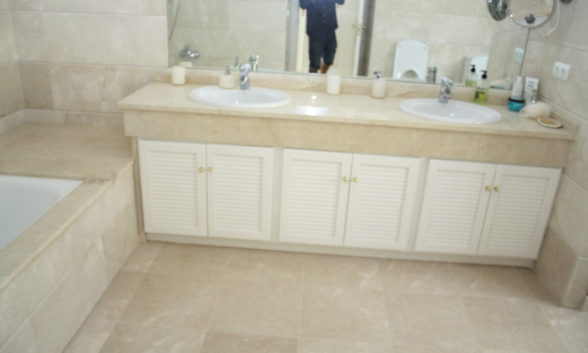 Detached Villa for sale in Málaga Puerto Banús Costa del Sol Spain - Jacques Olivier Marbella