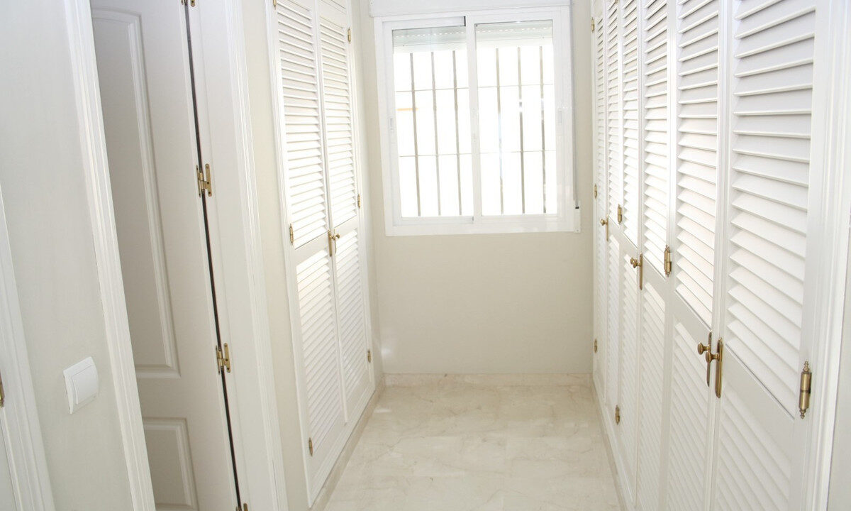 Detached Villa for sale in Málaga Puerto Banús Costa del Sol Spain - Jacques Olivier Marbella