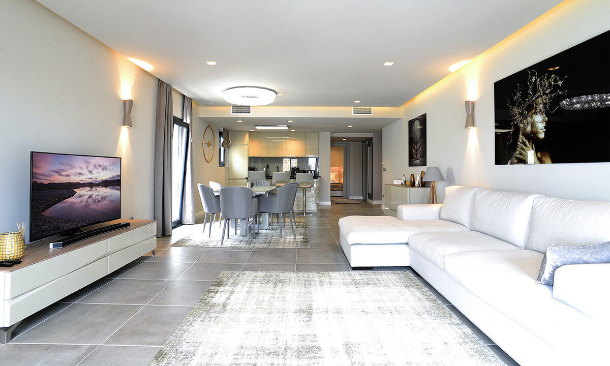 Middle Floor Apartment for sale in Málaga Puerto Banús Costa del Sol Spain - Jacques Olivier Marbella