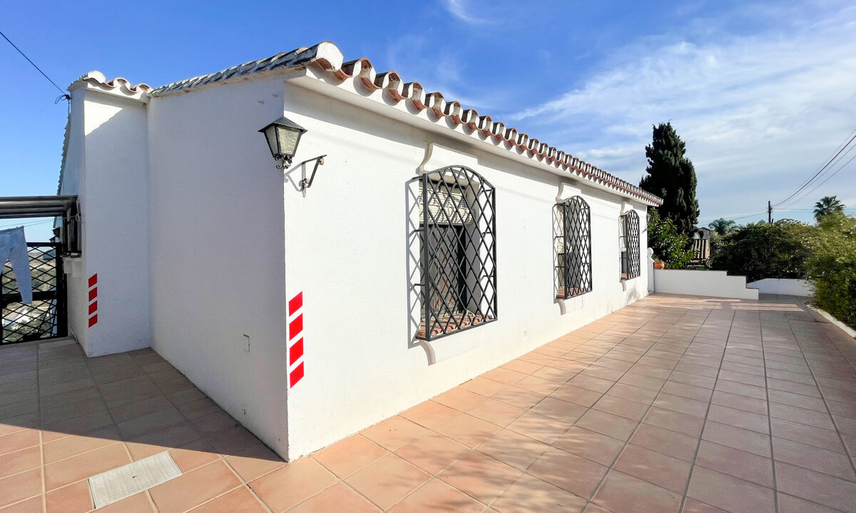 Detached Villa for sale in Málaga Mijas Costa del Sol Spain - Jacques Olivier Marbella
