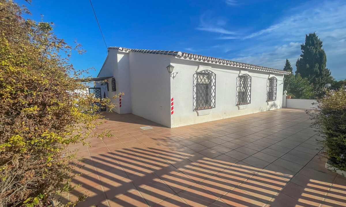 Detached Villa for sale in Málaga Mijas Costa del Sol Spain - Jacques Olivier Marbella