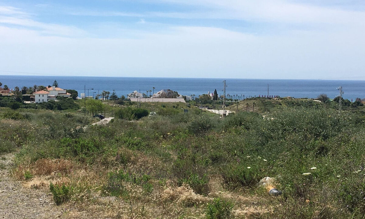 Residential Plot for sale in Málaga Estepona Costa del Sol Spain - Jacques Olivier Marbella
