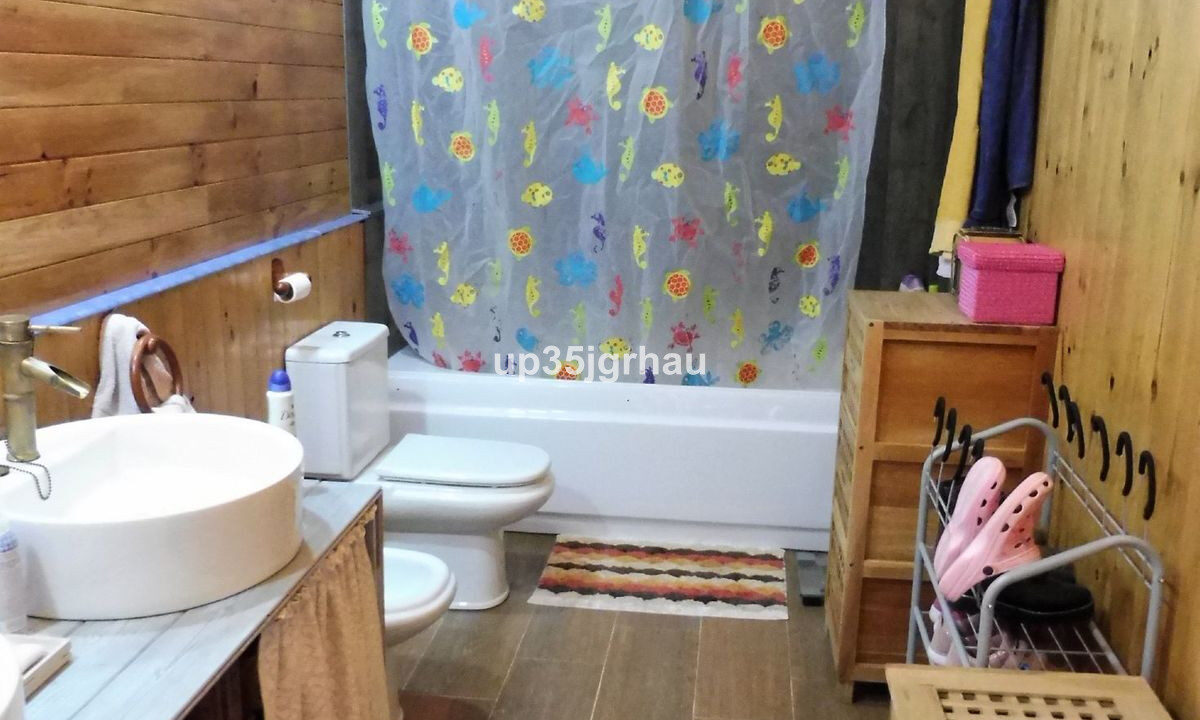 Detached Villa for sale in Málaga Estepona Costa del Sol Spain - Jacques Olivier Marbella