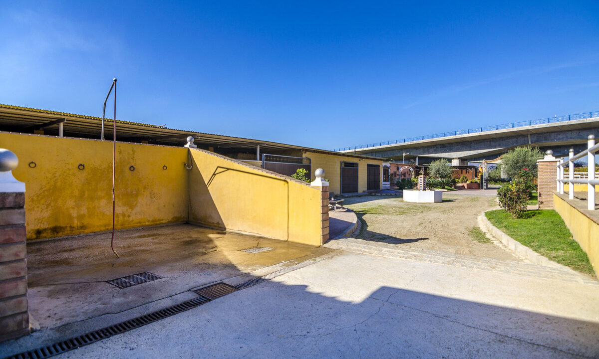 Stables for sale in Málaga Mijas Costa Costa del Sol Spain - Jacques Olivier Marbella