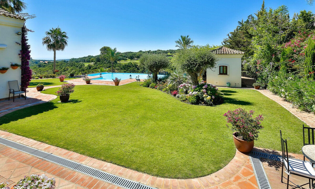 Detached Villa for sale in Cádiz Sotogrande Alto Costa del Sol Spain - Jacques Olivier Marbella