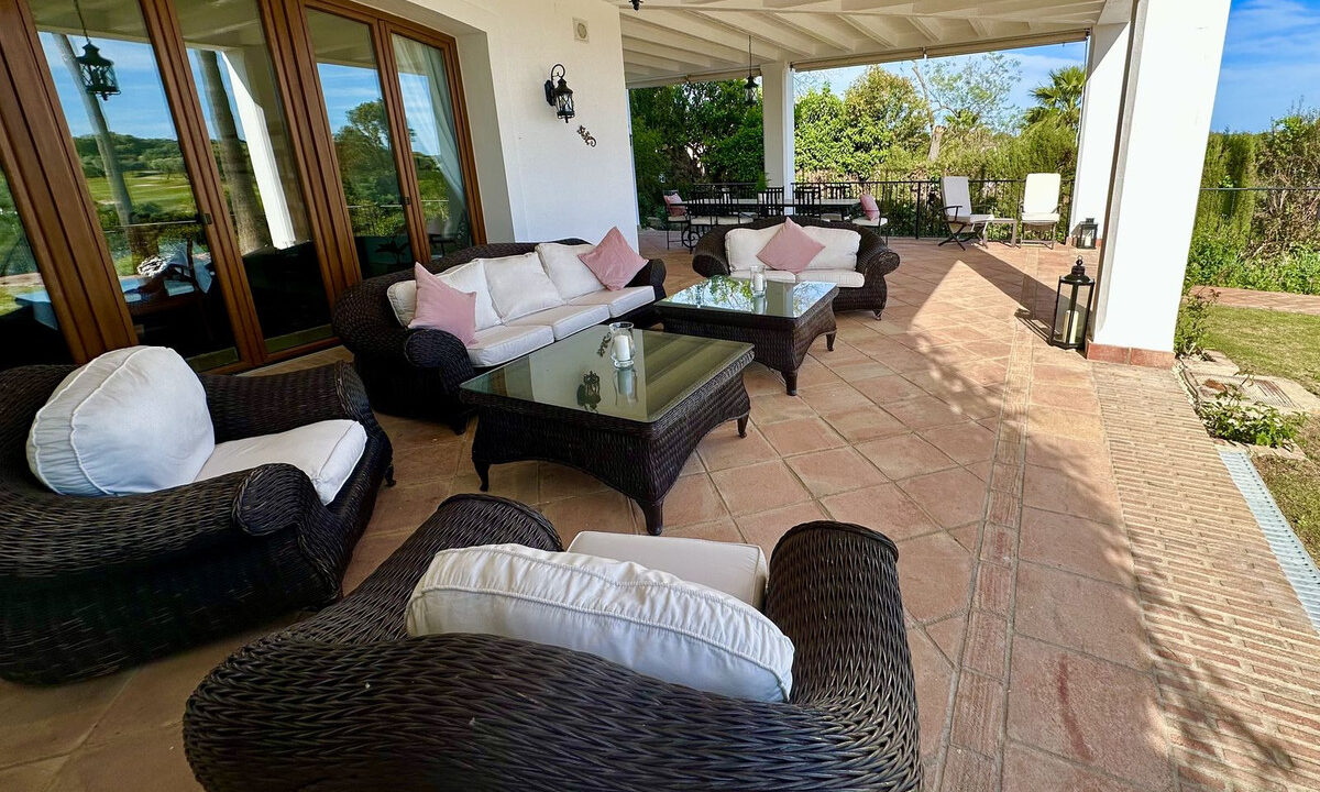 Detached Villa for sale in Cádiz Sotogrande Alto Costa del Sol Spain - Jacques Olivier Marbella