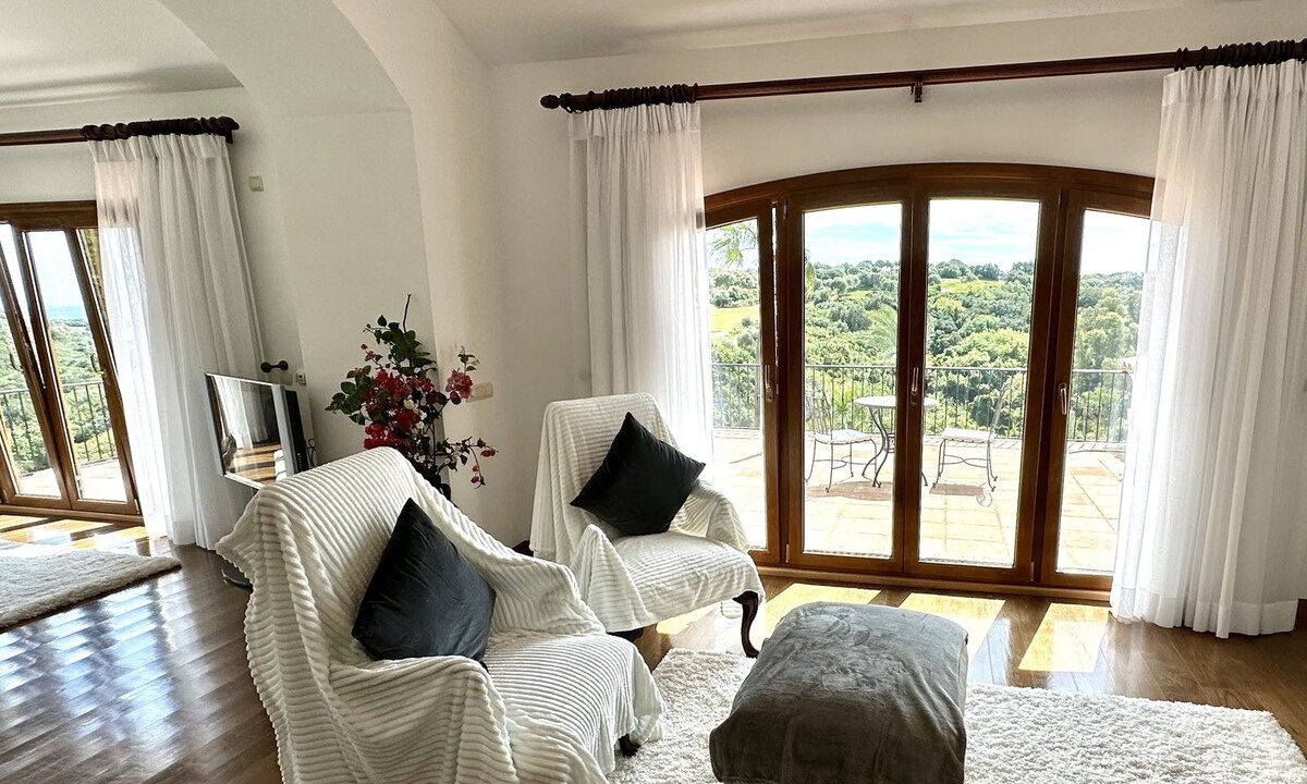 Detached Villa for sale in Cádiz Sotogrande Alto Costa del Sol Spain - Jacques Olivier Marbella