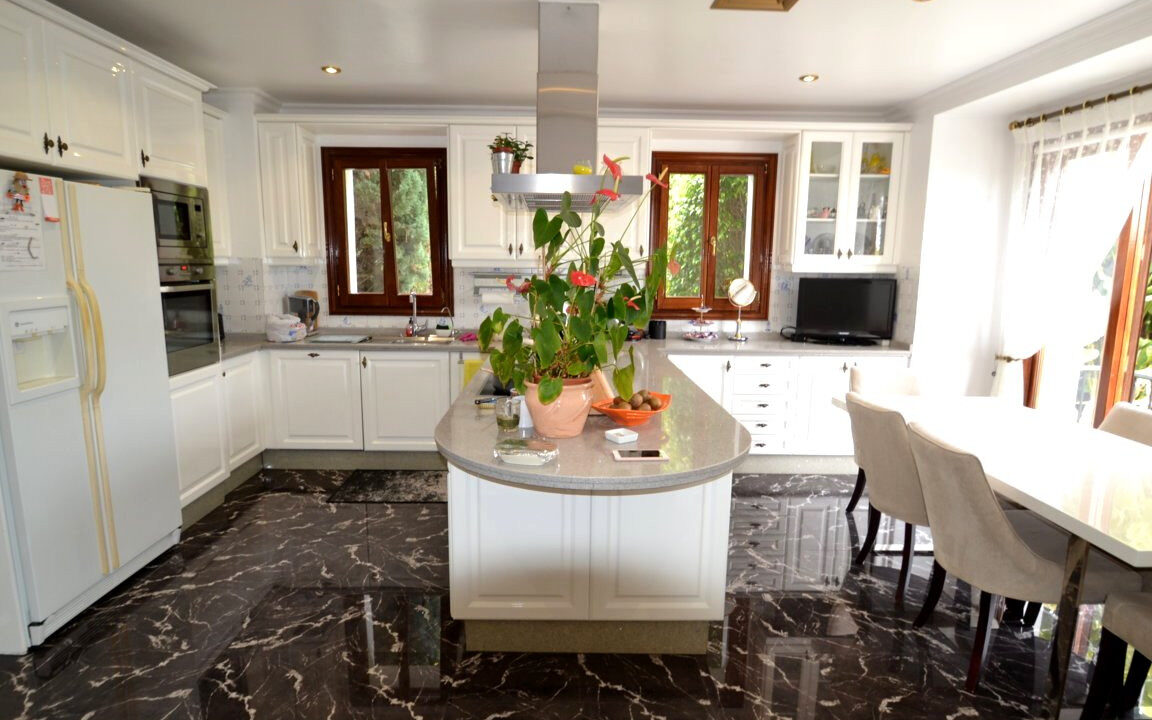 Detached Villa for sale in Málaga Sierra Blanca Costa del Sol Spain - Jacques Olivier Marbella