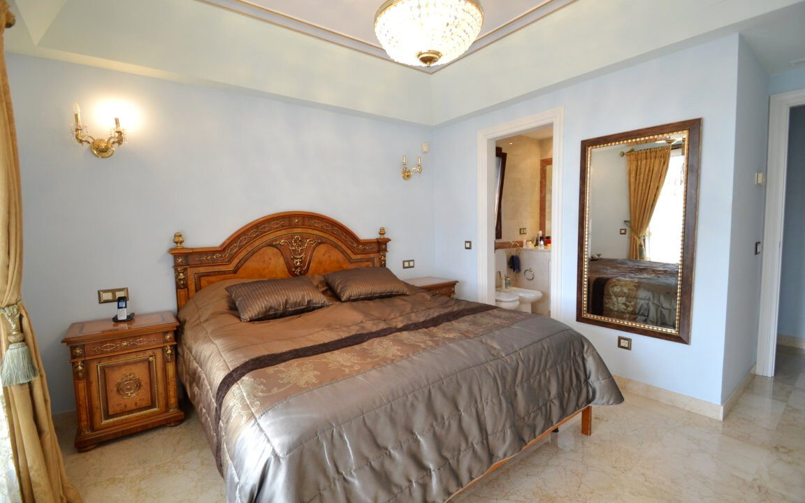 Detached Villa for sale in Málaga Sierra Blanca Costa del Sol Spain - Jacques Olivier Marbella
