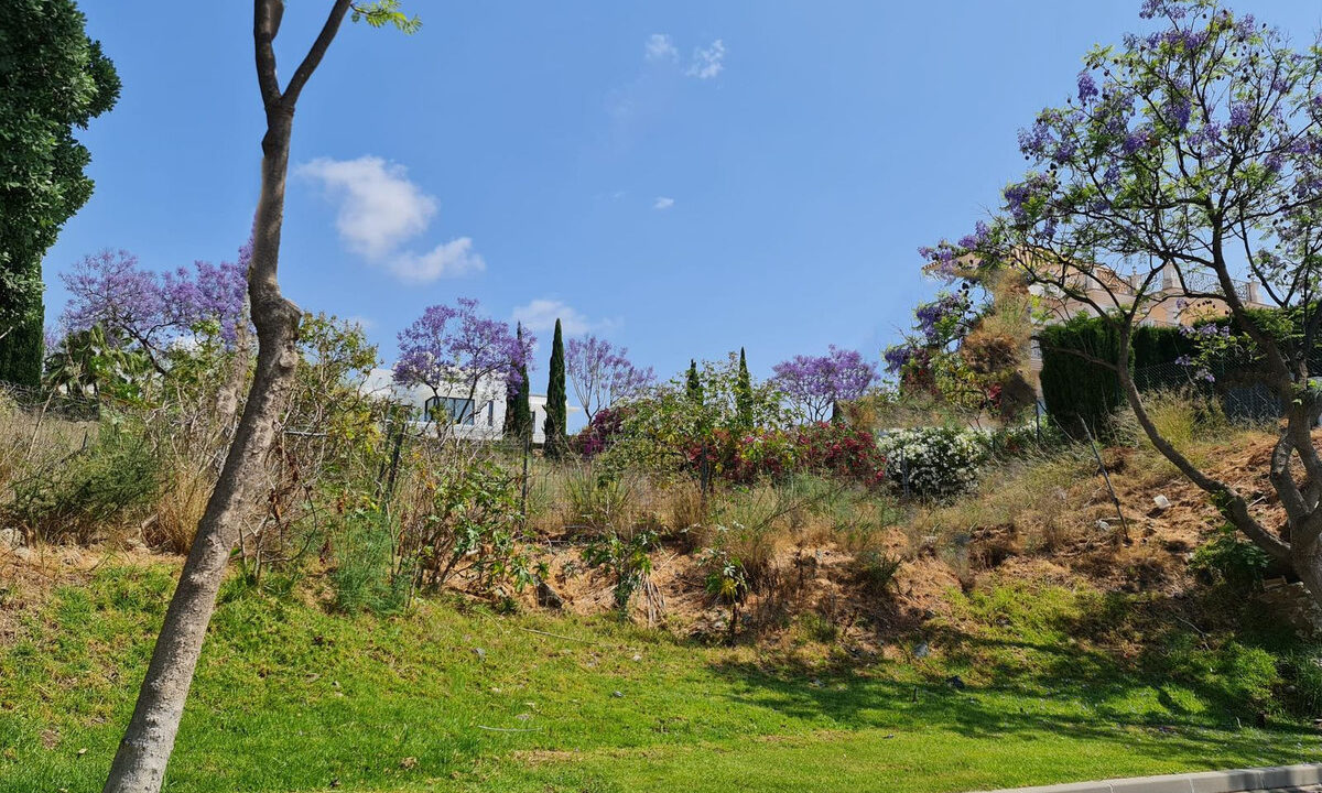 Residential Plot for sale in Málaga Los Flamingos Costa del Sol Spain - Jacques Olivier Marbella