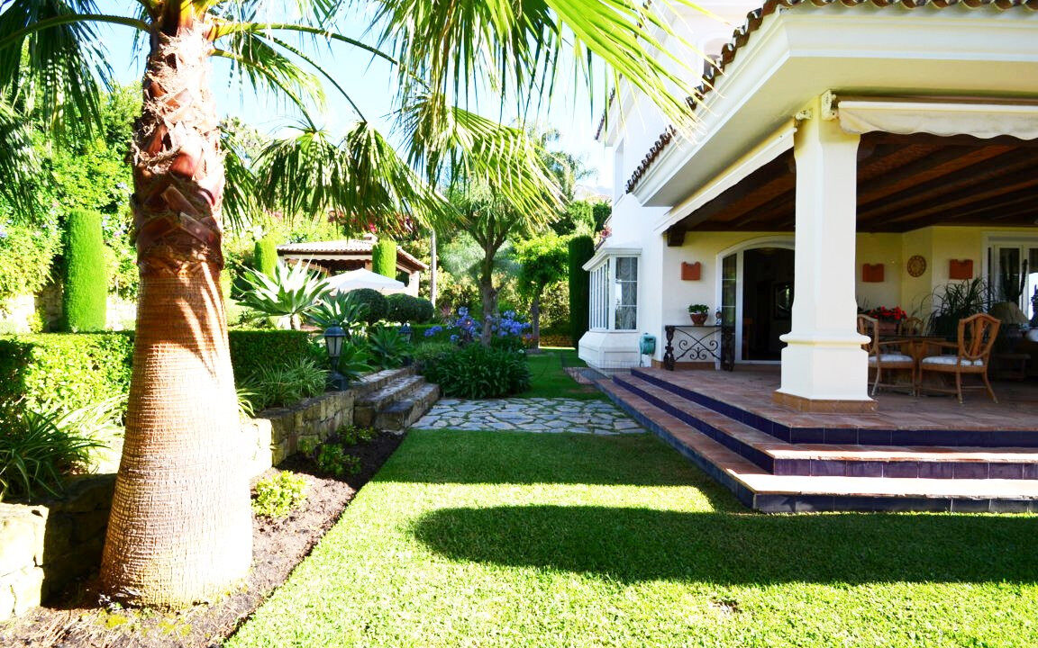 Detached Villa for sale in Málaga Sierra Blanca Costa del Sol Spain - Jacques Olivier Marbella
