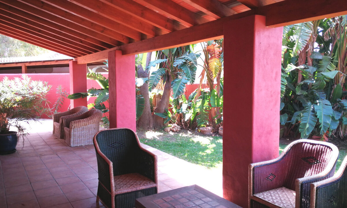 Detached Villa for sale in Málaga Estepona Costa del Sol Spain - Jacques Olivier Marbella