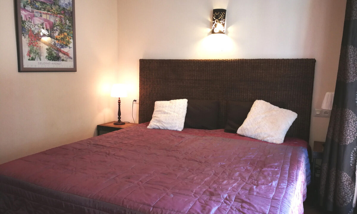 Detached Villa for sale in Málaga Estepona Costa del Sol Spain - Jacques Olivier Marbella