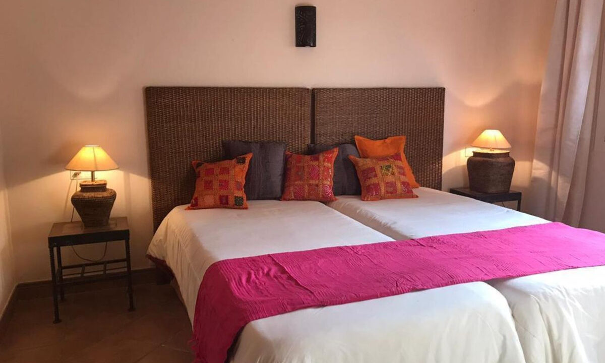 Detached Villa for sale in Málaga Estepona Costa del Sol Spain - Jacques Olivier Marbella