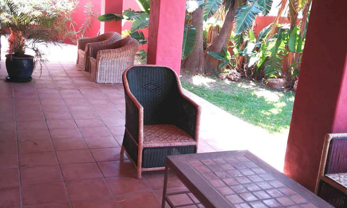 Detached Villa for sale in Málaga Estepona Costa del Sol Spain - Jacques Olivier Marbella