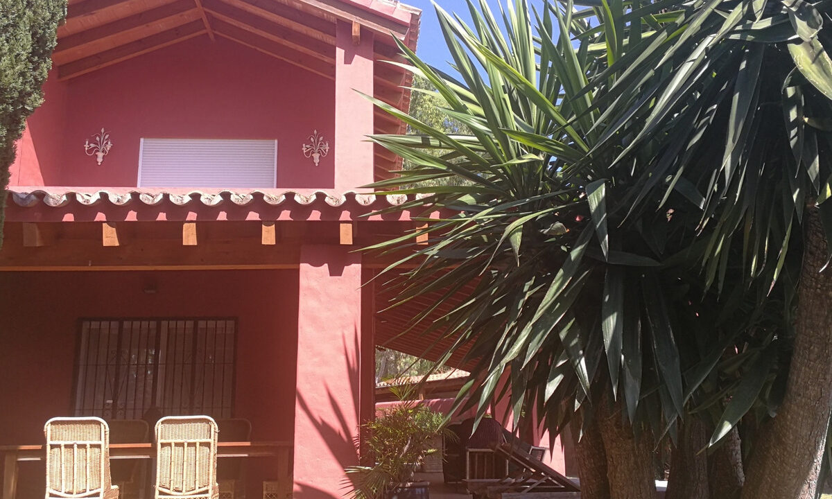 Detached Villa for sale in Málaga Estepona Costa del Sol Spain - Jacques Olivier Marbella