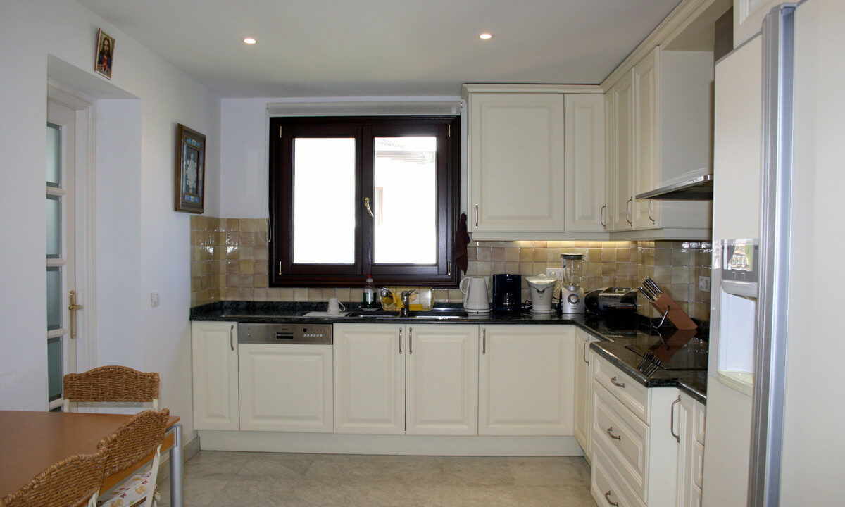 Middle Floor Apartment for sale in Málaga Sierra Blanca Costa del Sol Spain - Jacques Olivier Marbella