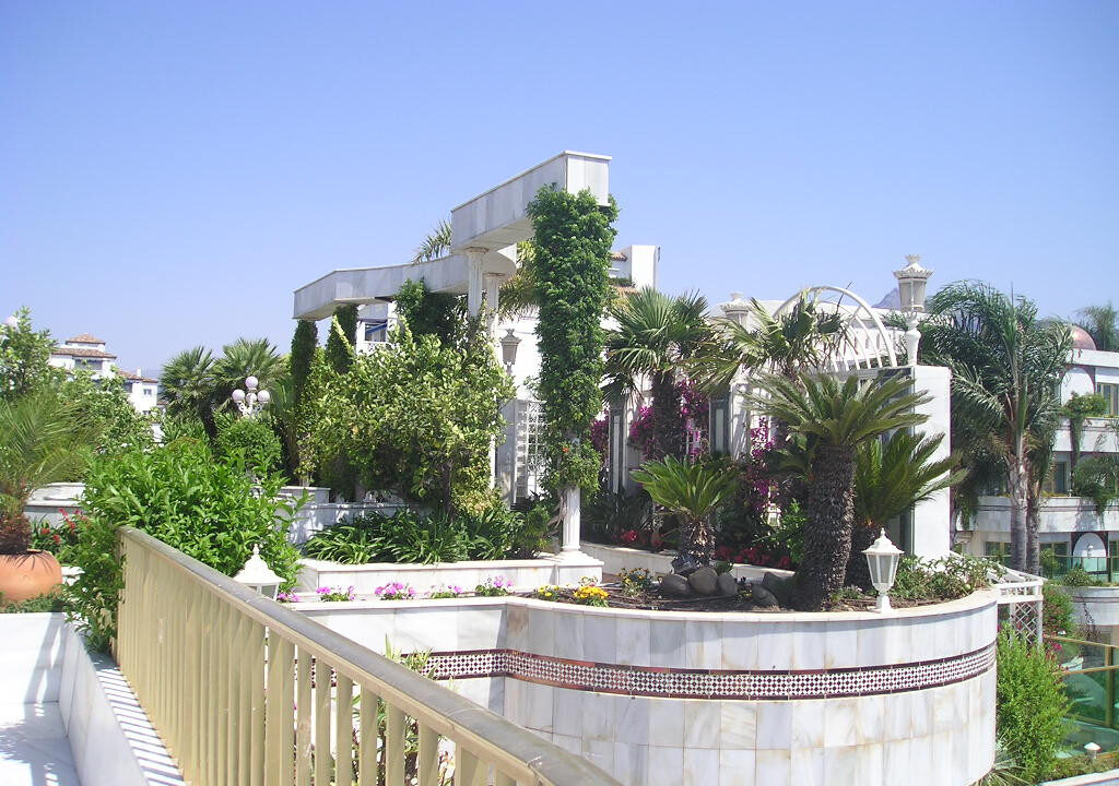 Penthouse for sale in Málaga Puerto Banús Costa del Sol Spain - Jacques Olivier Marbella