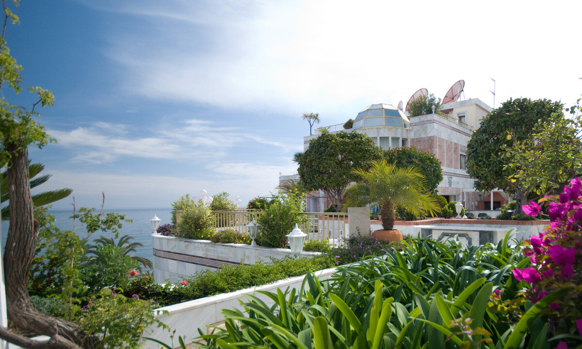 Penthouse for sale in Málaga Puerto Banús Costa del Sol Spain - Jacques Olivier Marbella