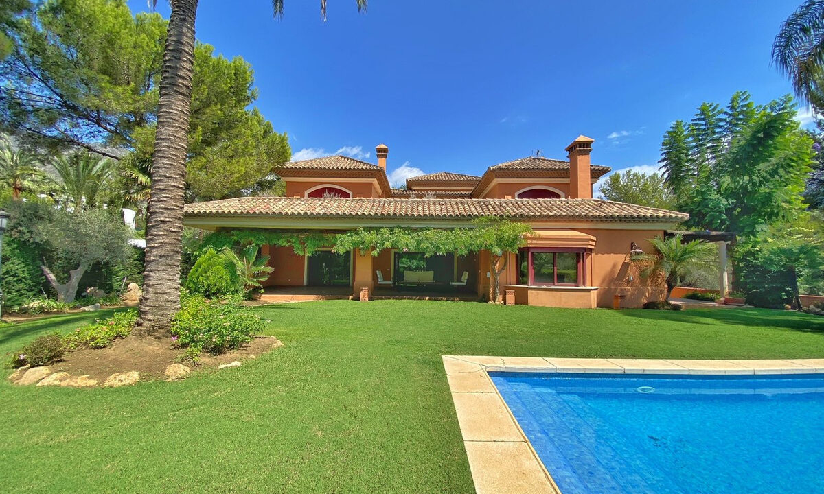Detached Villa for sale in Málaga Sierra Blanca Costa del Sol Spain - Jacques Olivier Marbella