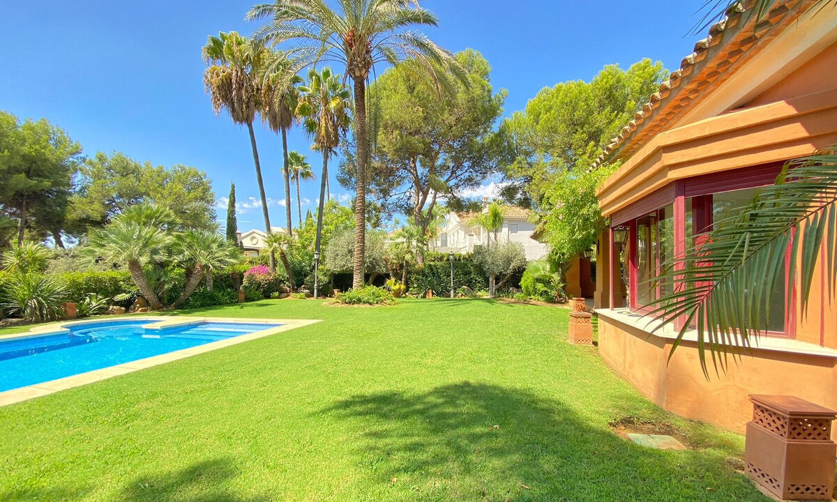 Detached Villa for sale in Málaga Sierra Blanca Costa del Sol Spain - Jacques Olivier Marbella